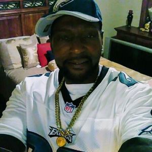 Meet your Posher, Elliot